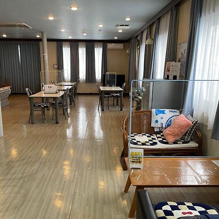 האצ'ימנטאי 温泉ゲストハウス やすもり 本館 מראה חיצוני תמונה